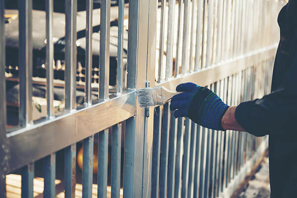 Decks-and-Fence-Painting